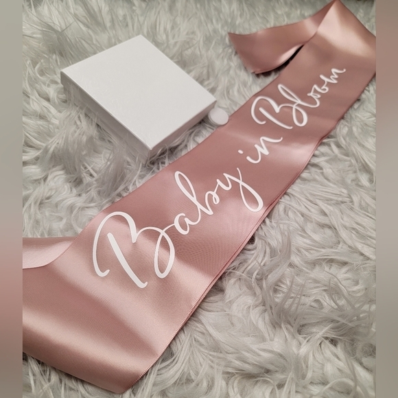 NEW Custom Baby in Bloom Sash - Picture 2 of 2